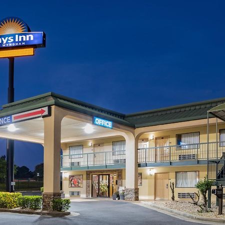 Days Inn By Wyndham Macon I-475 Екстериор снимка