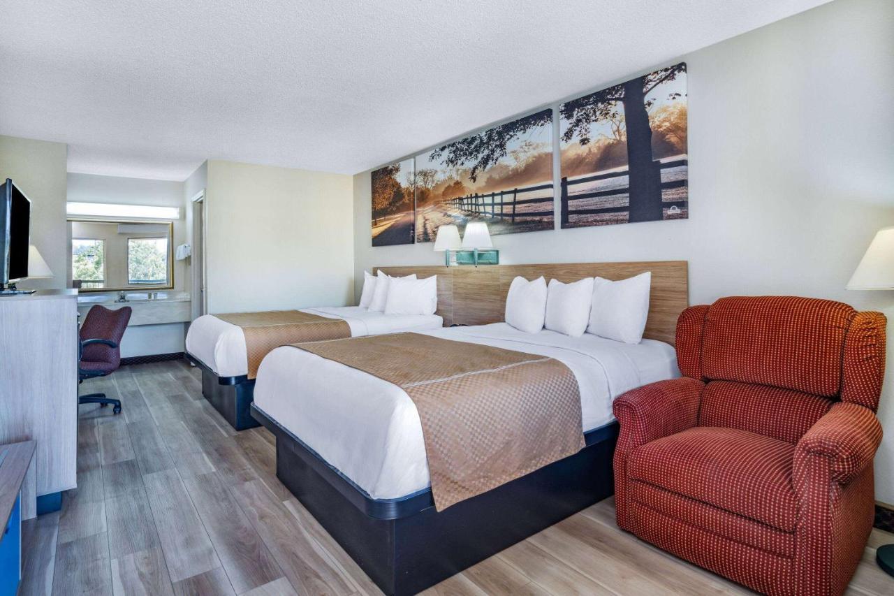 Days Inn By Wyndham Macon I-475 Екстериор снимка